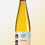 Wine bottle labeled 'VIVA 2023' on a gradient background